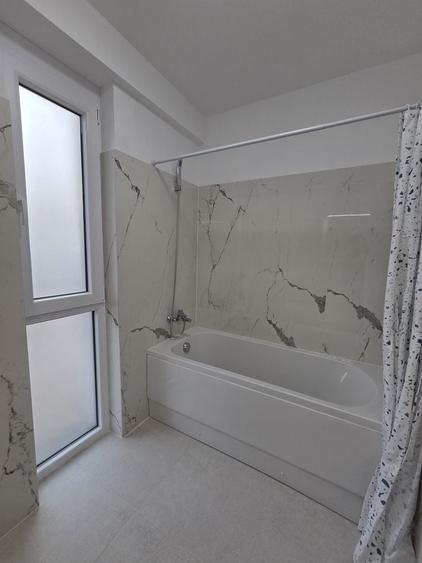 Apartament cu 2 camere decomandat în Aradului