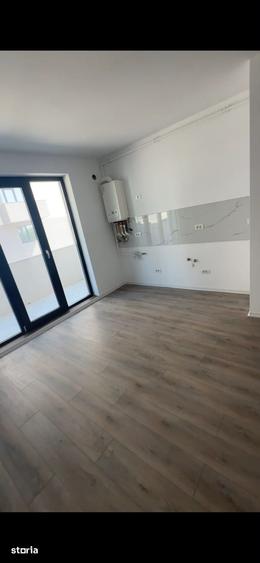 Apartament cu 3 camere în Tolstoi