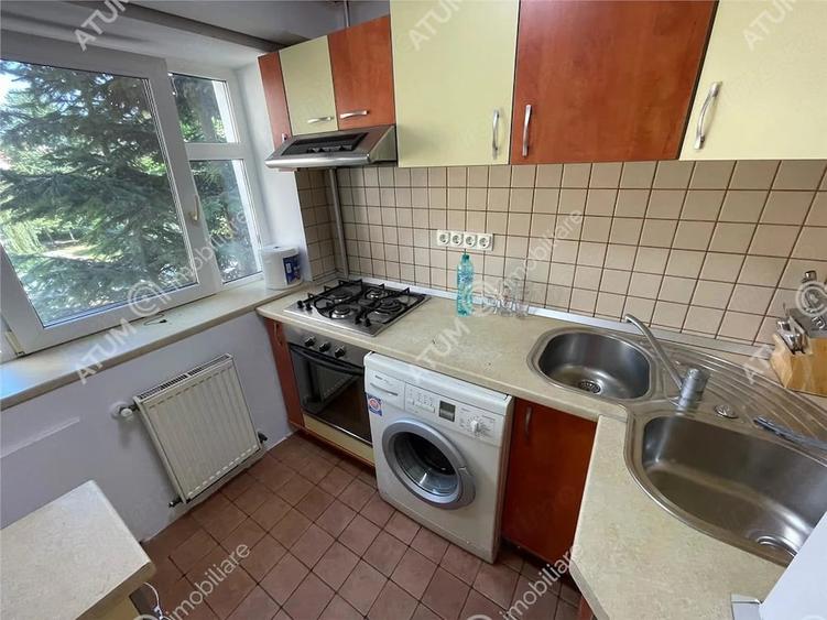 Apartament 3 camere decomandate 2 balcoane etaj 1 zona centrala Sibiu - 8