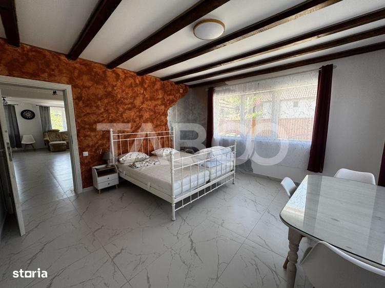 Casă cu 4 camere în Prislop