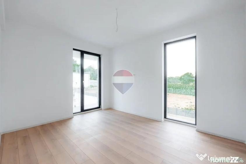 Casă cu 3 camere cu Teren 181 Mp în Budeasa