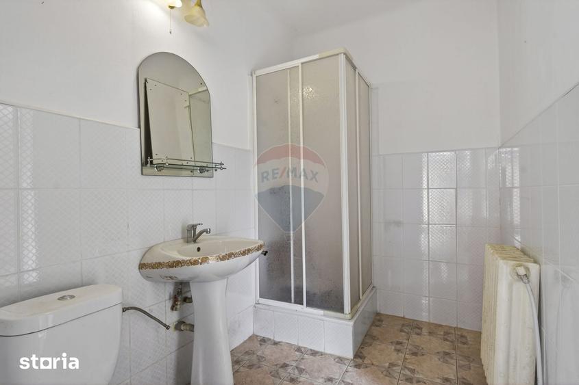 Casă cu 3 camere cu Teren 302 Mp în Micălaca