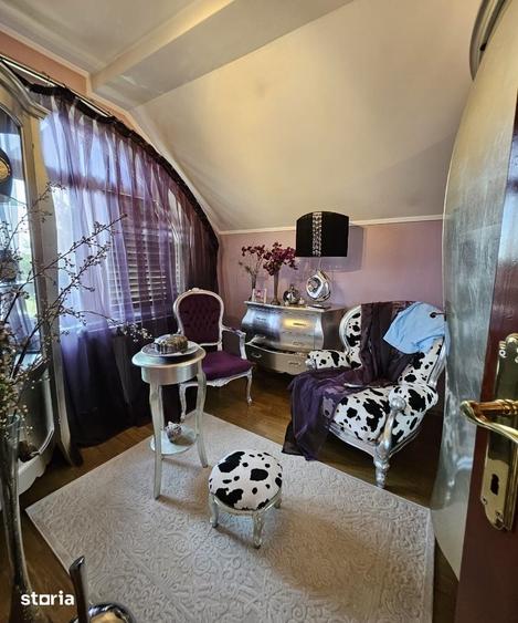 Casă cu 4 camere cu Teren 1229 Mp în Rontău