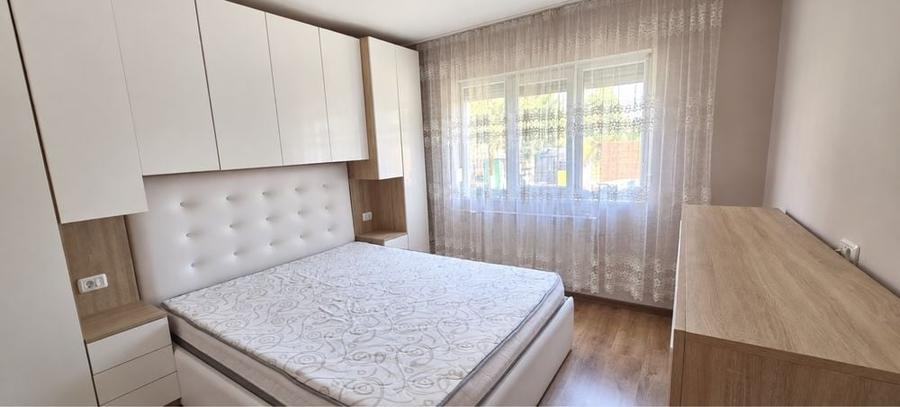 Apartament cu 3 camere în Nufărul