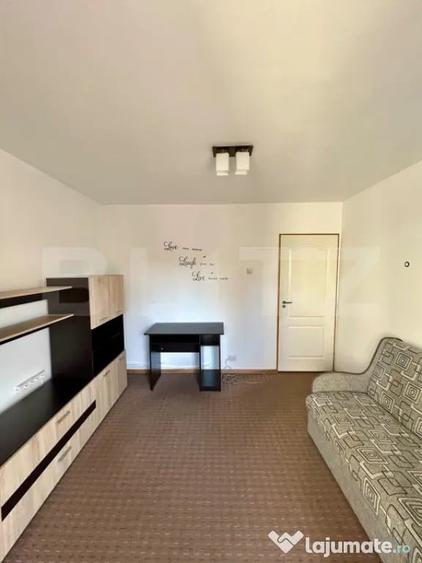 Apartament cu 2 camere decomandat în Zorilor