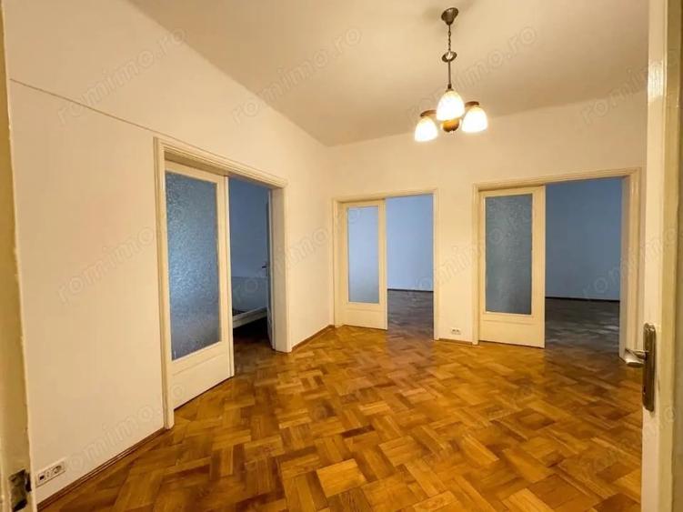 Apartament fermecator cu vedere in parcul Cismigiu - 10
