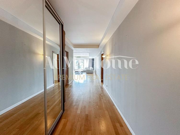 Apartament cu 3 camere decomandat, mobilat în Herăstrău