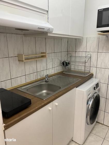 Garsonieră decomandată, mobilată în Lunei