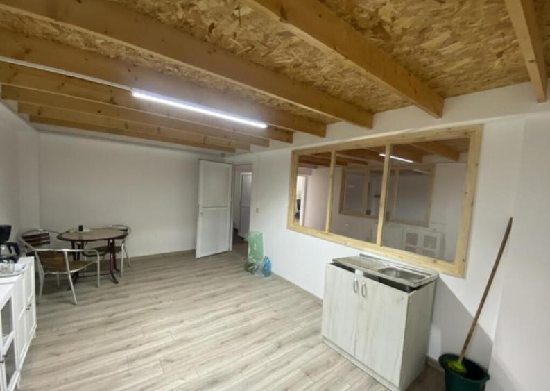 Proprietate agroindustriala, hala 1590 mp, teren 28000 mp, p - 6