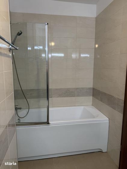 Apartament cu 3 camere în Bună Ziua