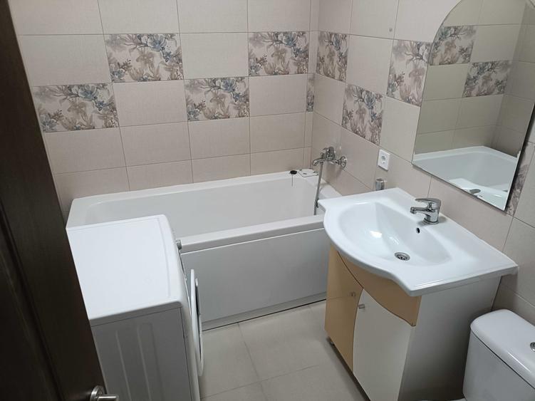 Apartament cu 2 camere semidecomandat în Câmpului