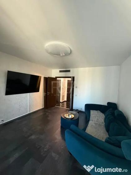 Apartament cu 2 camere decomandat în Văcăresti
