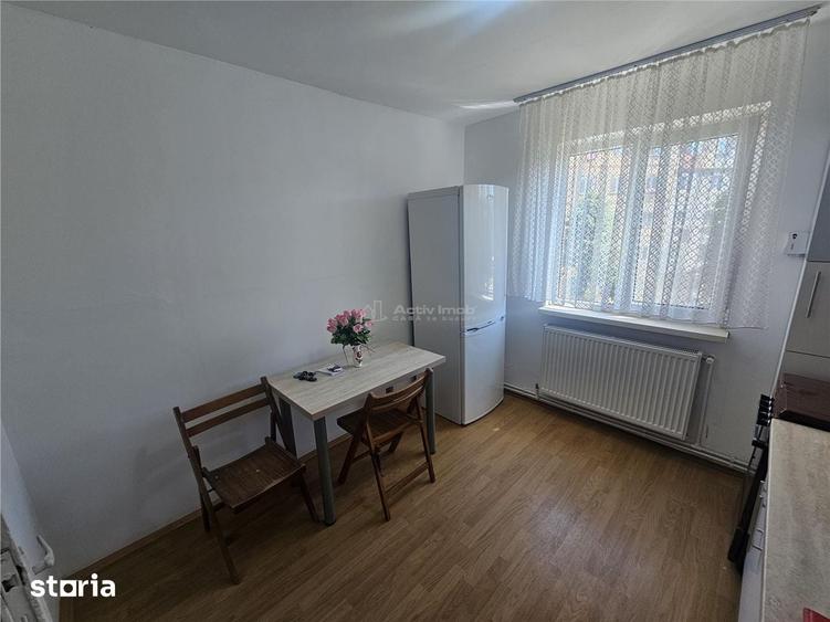 Garsonieră decomandată în Calea Caransebeșului