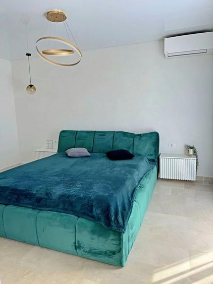 Apartament cu 3 camere decomandat, mobilat în Tomis Plus