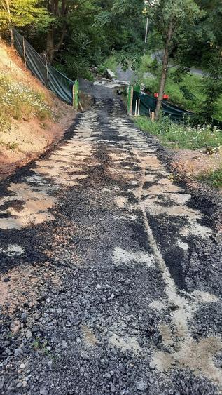 Teren de 3768 mp, în Uric