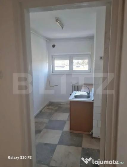 Apartament cu 2 camere decomandat în Dâmbu Pietros