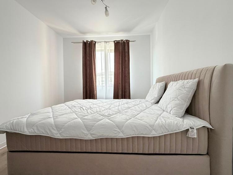 Apartament cu 2 camere decomandat în Girocului