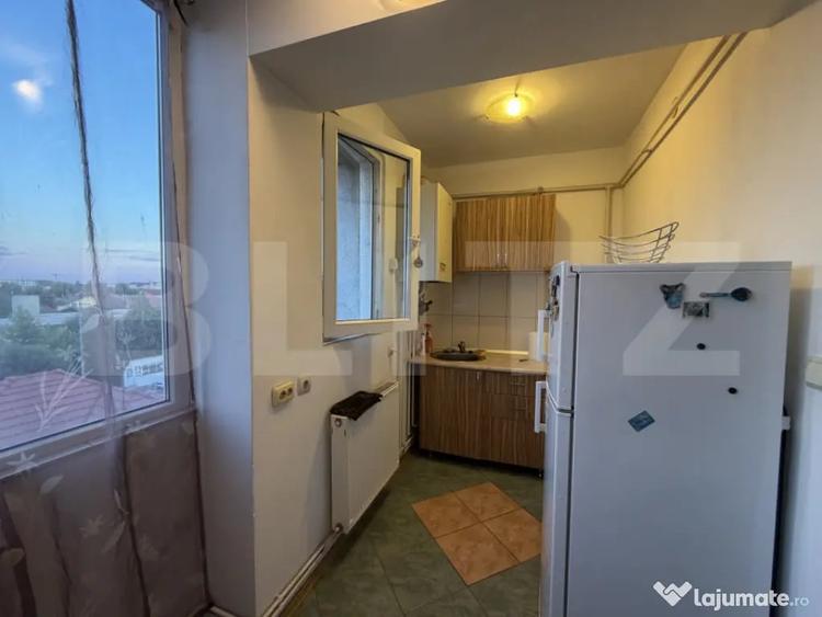 Garsonieră decomandată în Central