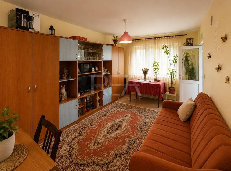 2 camere Aviației decomandat, et. 3, an 1985, metrou, 58 mp - 9