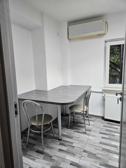Apartament decomandat în Vitan