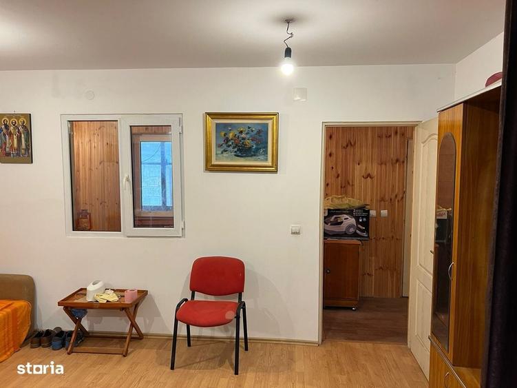 Casă cu 4 camere în Daia