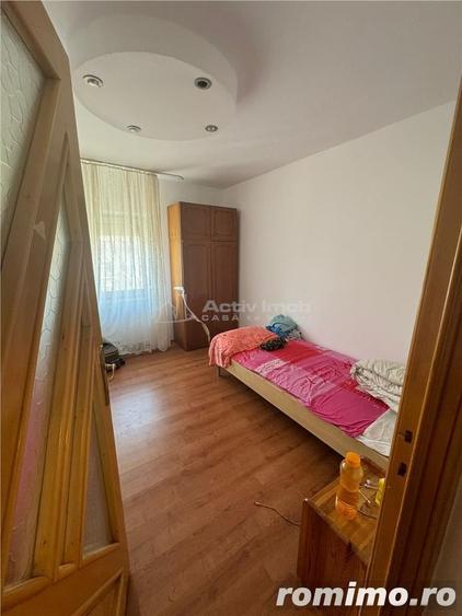 Apartament cu 3 camere decomandat în Central