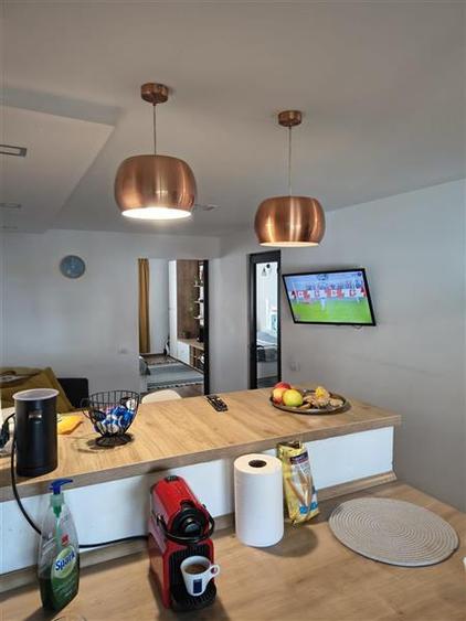 Duplex cu 3 camere cu Canalizare în Astra