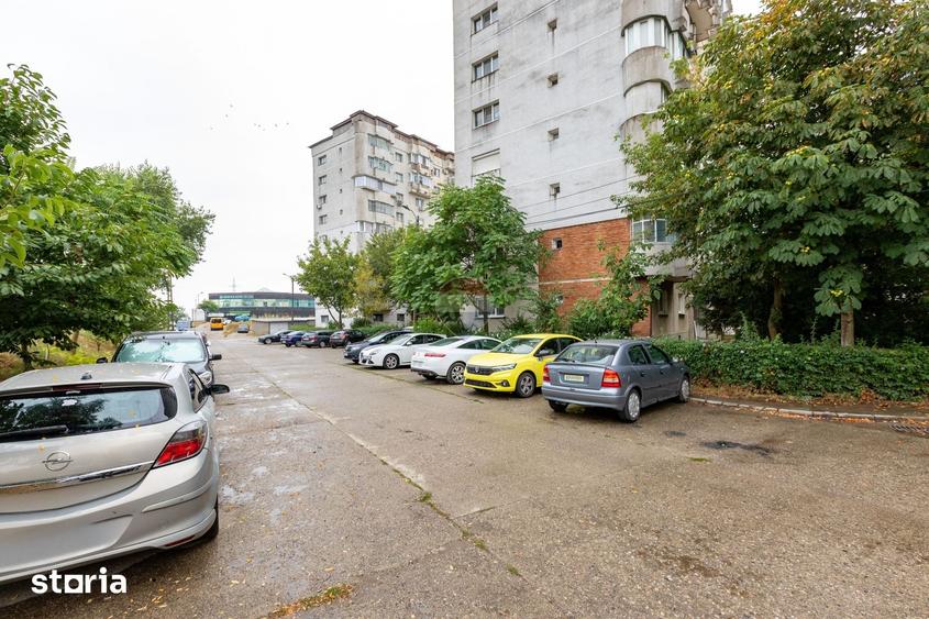 Apartament cu 3 camere decomandat în Mioriței