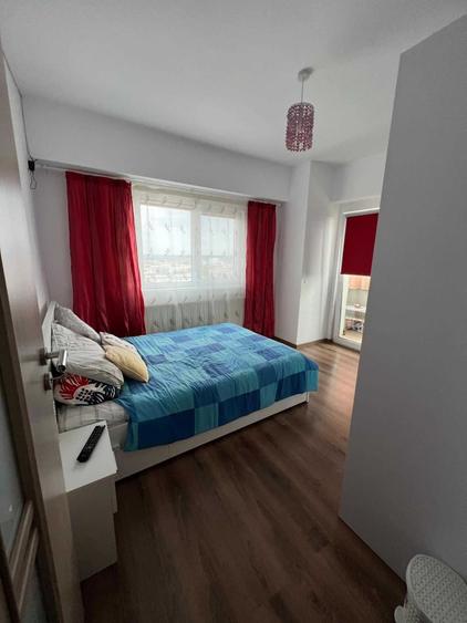 Garsonieră decomandată în Central