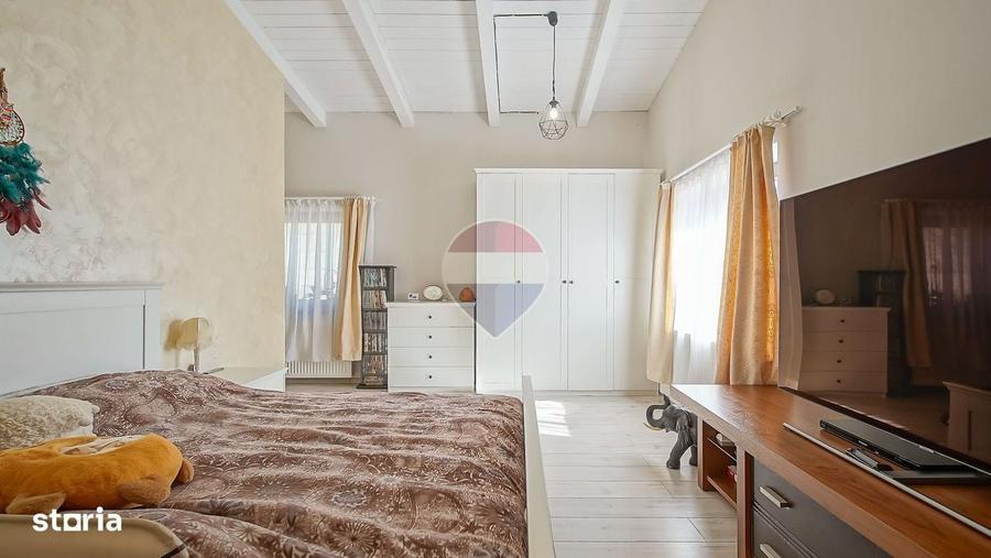 Casă cu 3 camere cu Teren 583 Mp în Colonia Bod