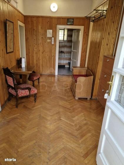 Casă cu 4 camere cu Teren 421 Mp în Central