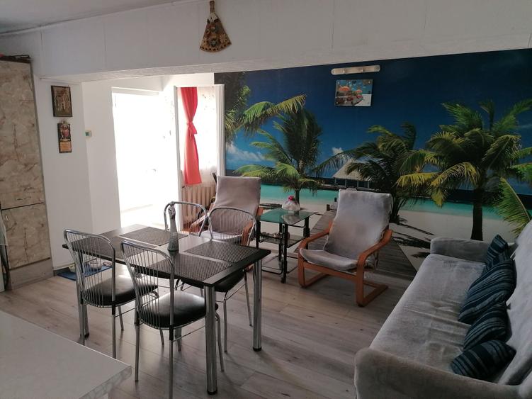 Inchiriere apartament cu 3 camere - 1