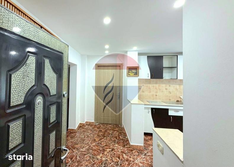 Apartament cu 3 camere decomandat în Mioriței