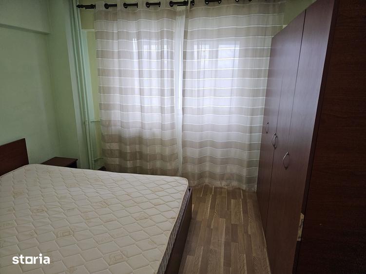 Apartament cu 3 camere în Tudor Vladimirescu