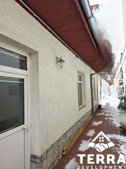 Casă individuală cu 2 camere cu Teren 90 Mp în Central
