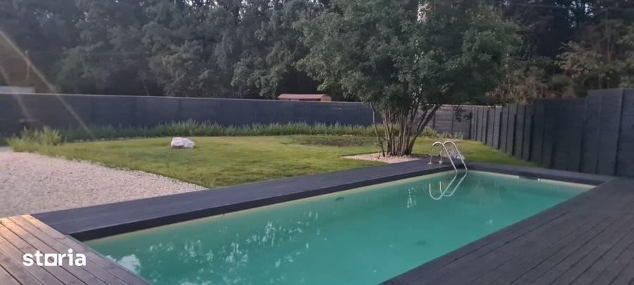 Casă cu 5 camere cu Teren 916 Mp în Balotești