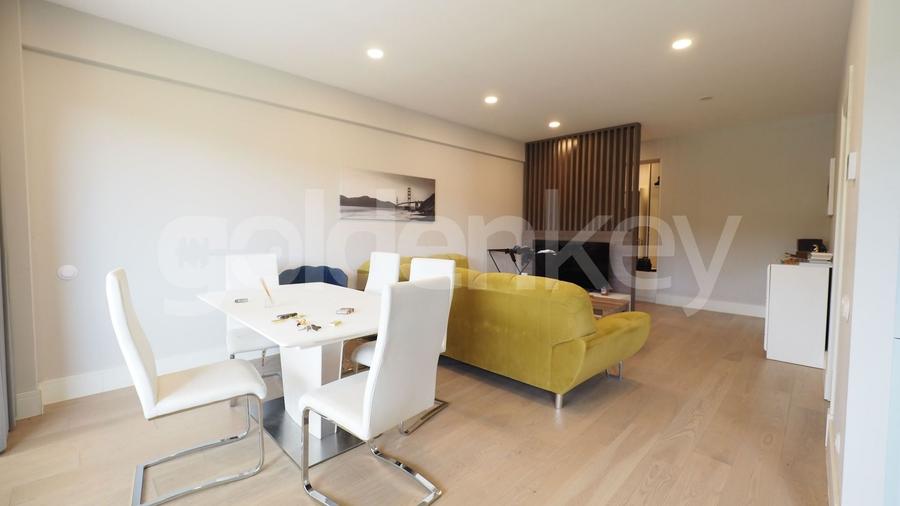 Apartament cu 3 camere semidecomandat, mobilat în Pipera