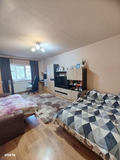Apartament cu 2 camere decomandat în Deve