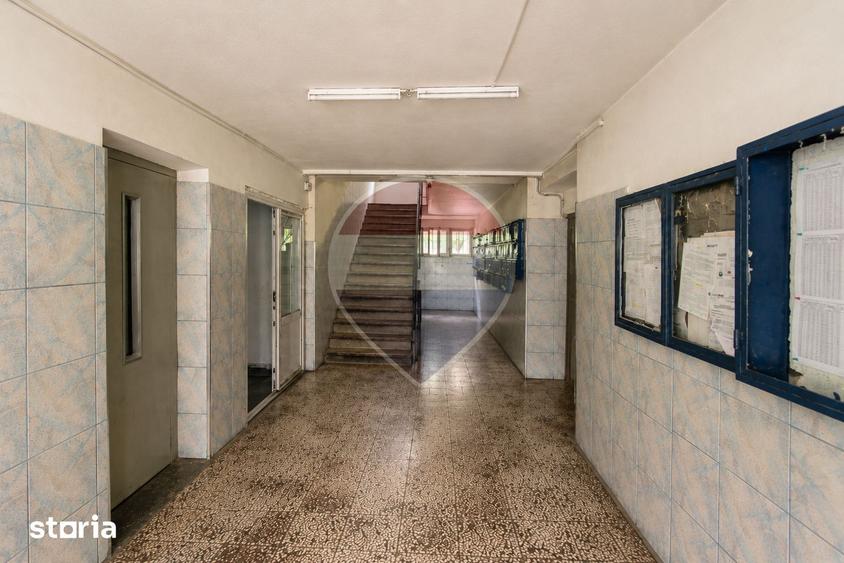 Garsonieră în Titan