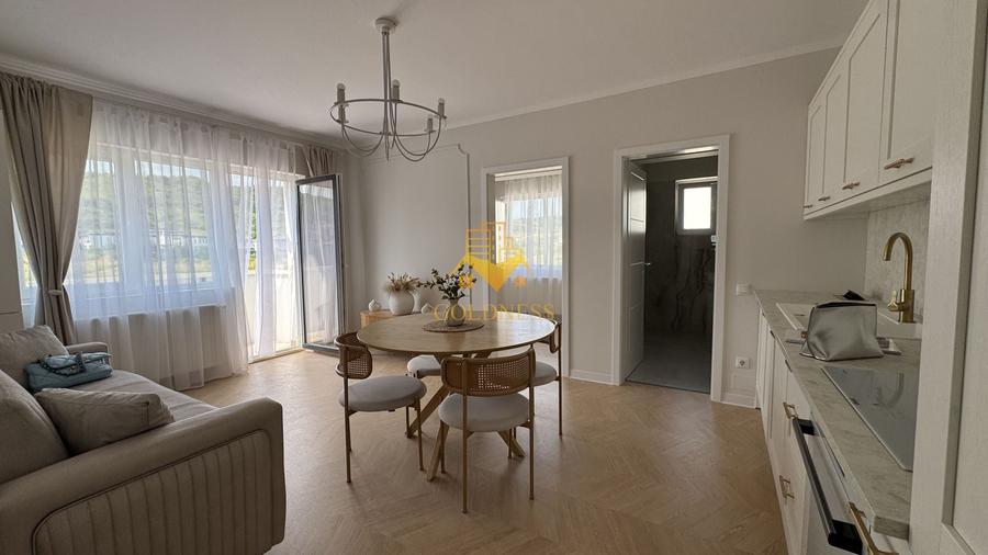 Apartament cu 3 camere semidecomandat, mobilat în Florești