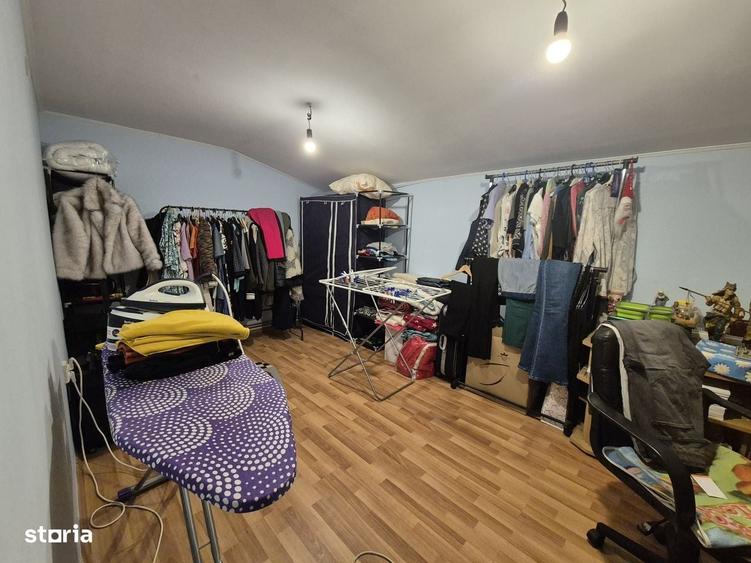 Casă cu 4 camere în Valea Călugărească