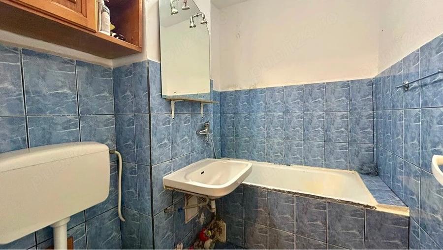 Garsonieră decomandată în Rogerius