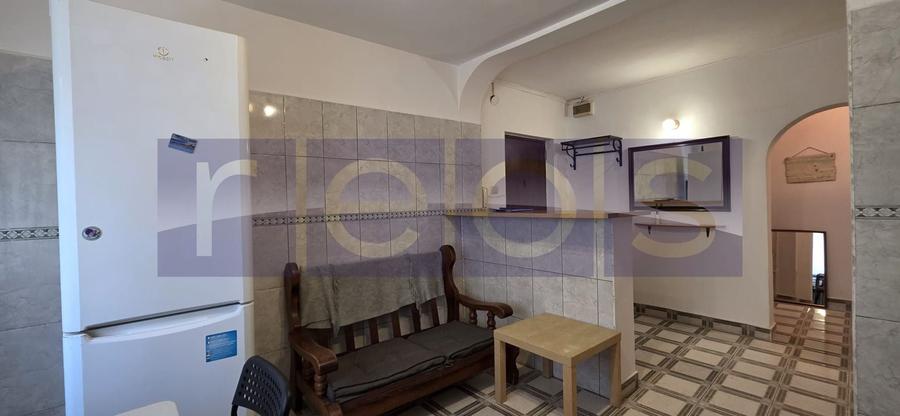 Apartament cu 3 camere decomandat, mobilat în Unirii