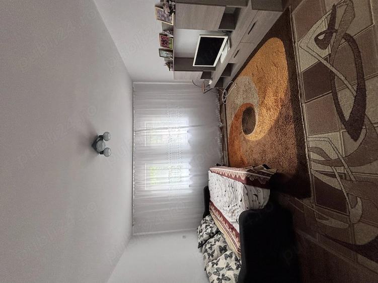 Apartament cu 3 camere decomandat în Valea Cerbului