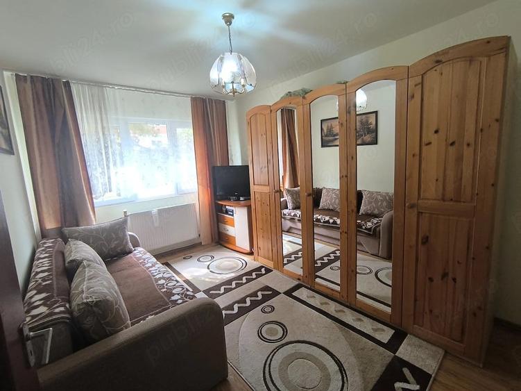Apartament cu 2 camere semidecomandat în Central