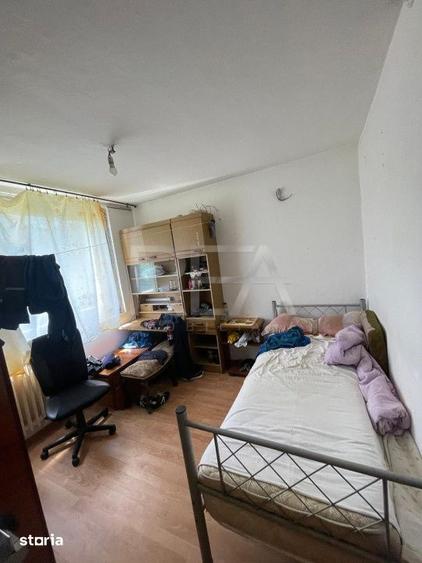 Apartament cu 4 camere decomandat în Titan