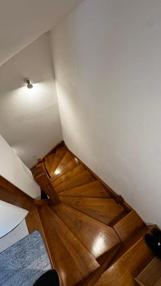 Duplex cu 7 camere cu Canalizare în Blumăna
