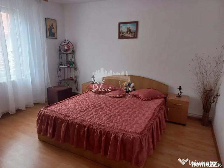 Casă cu 8 camere cu Teren 330 Mp în Eforie