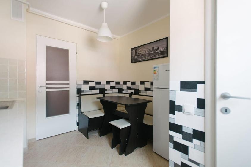 Apartament cu 2 camere decomandat, mobilat în Răcădău