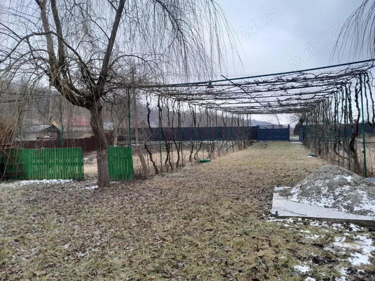 Casă cu 2 camere în Central